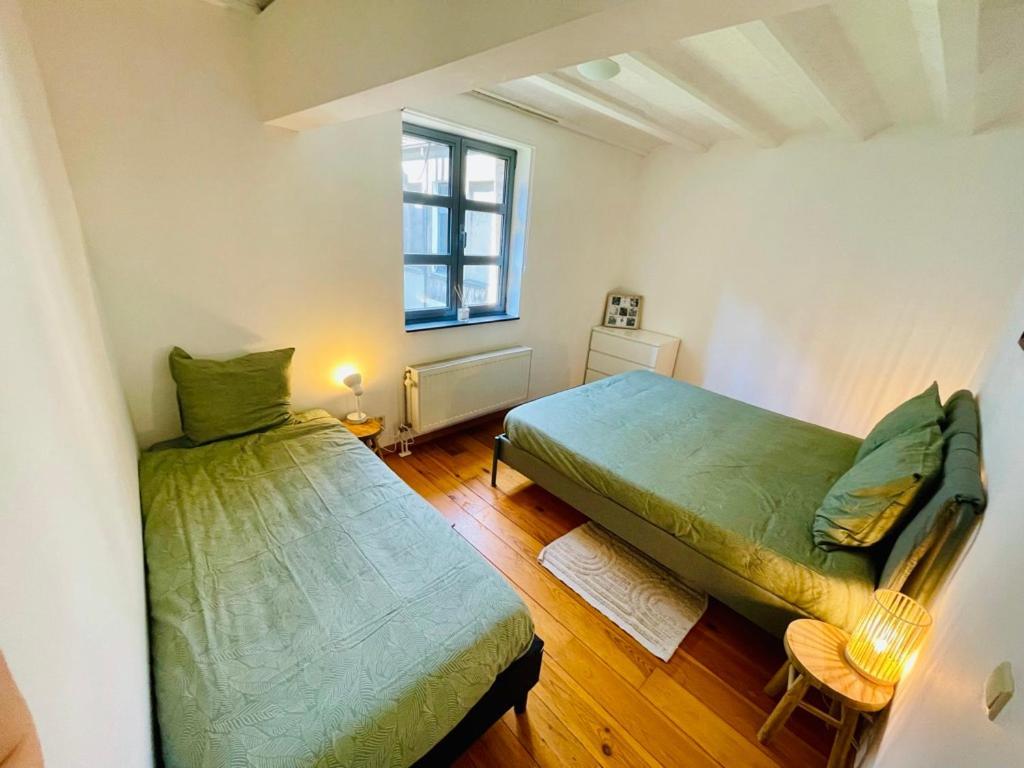 Down Town Oasis-Spacious Loft With Private Parking بروكسل المظهر الخارجي الصورة