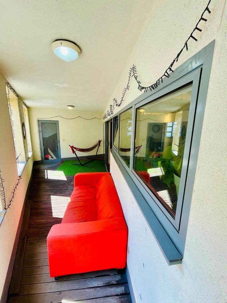 Down Town Oasis-Spacious Loft With Private Parking بروكسل المظهر الخارجي الصورة
