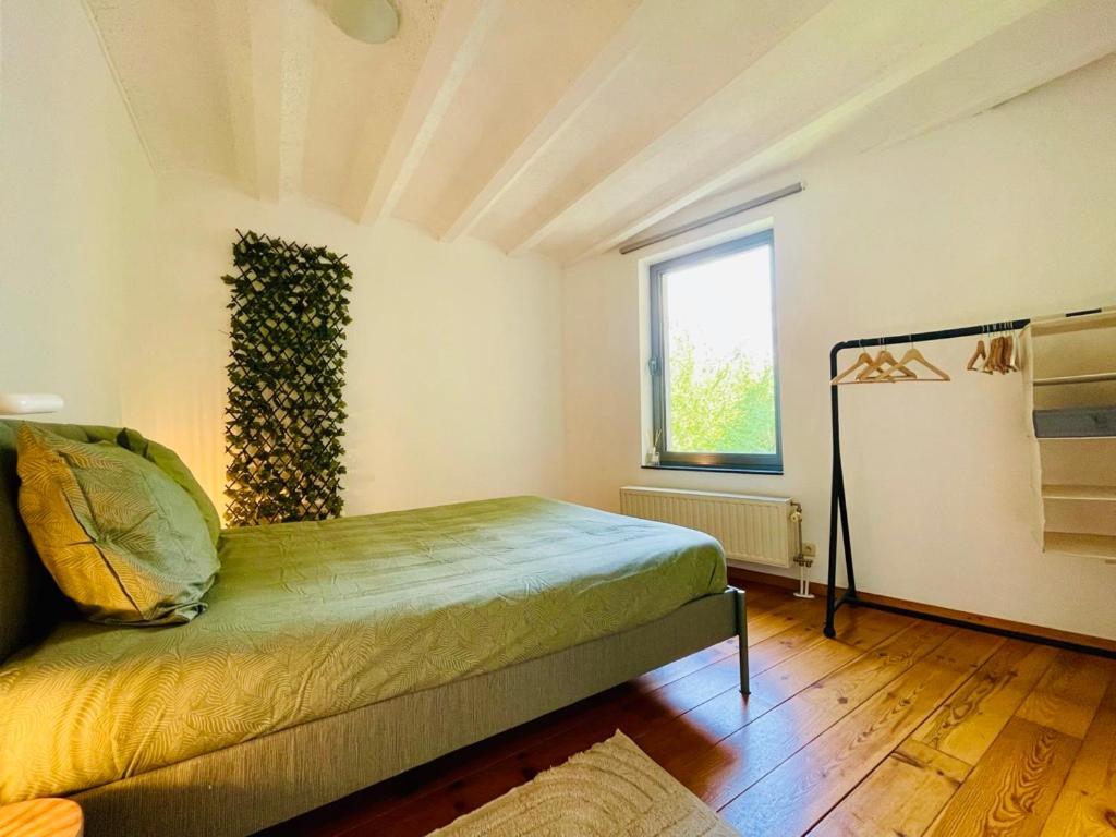 Down Town Oasis-Spacious Loft With Private Parking بروكسل المظهر الخارجي الصورة